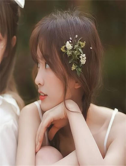 全面解析：《丽莎灵异实录》的创作历程与幕后花絮——影视专业人士深度解读